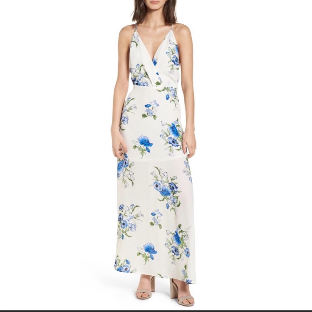 Lush floral maxi dress  small.Medium and large